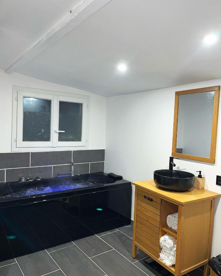 L'Oranger - Magnifique Studio Independant Sur Mougins Avec Jacuzzi Prive - Parking - Climatisation Exterior foto